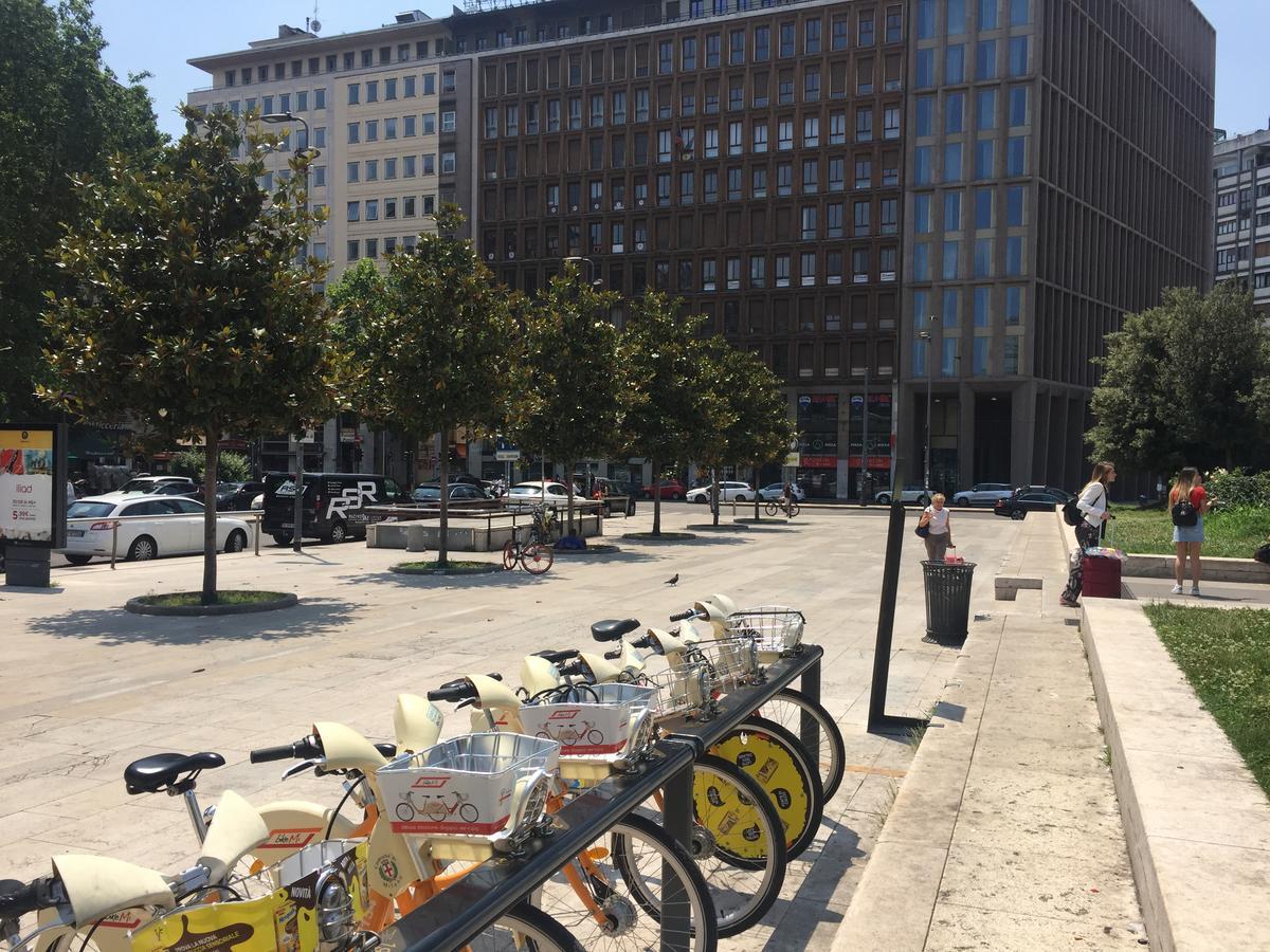 Av Hotel Milano Exteriör bild